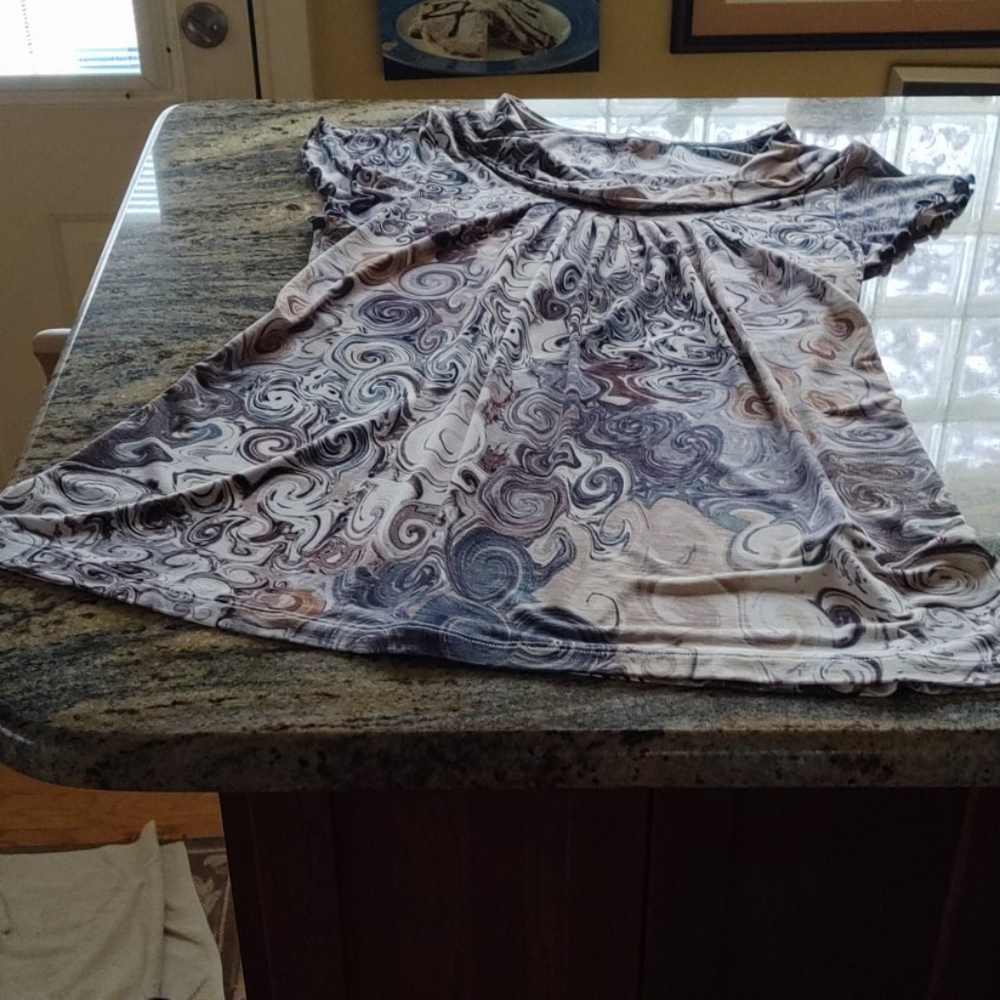 DORI- made in Italy ,super cool topπ¦π¦ - Picture 4 of 12